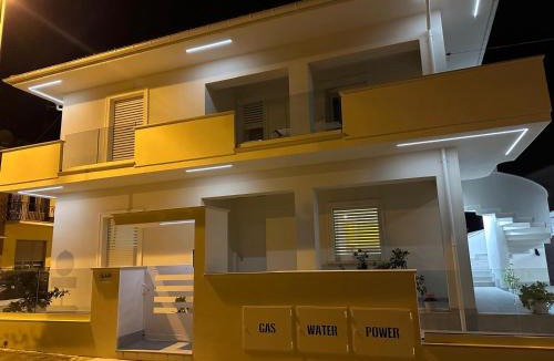 Morro dʼOro Bed & Breakfast | white B&B