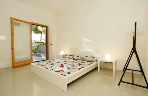 Torre Colonna-sperone Hotel | Whole Modern Villa with Pool and Near the Sea