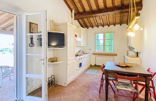 Casale Marittimo House | Wonderful private villa for 6 guests with WIFI, TV, terrace, pets allowed and panoramic view