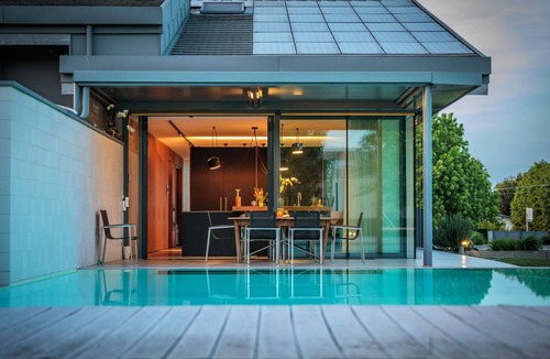 Arzergrande Villa | Wonderful private villa with hot tub, sauna, A/C, private pool, WIFI, TV, patio and pets allowed