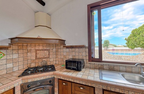 Syracuse Villa | Wonderful private villa for 5 guests with A/C, WIFI, private pool, TV, terrace and pets allowed