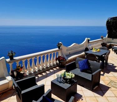 Nocelle House | Your nest on the Path