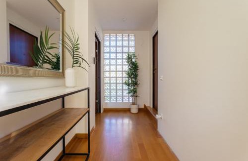 Padova Apartment | Yourbanflat Ring River