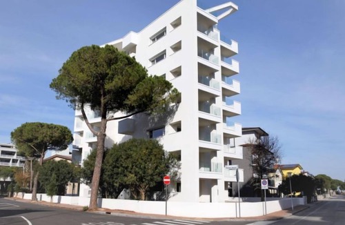 Lignano Sabbiadoro Apartment | Zero5.Zero5 Residence by Interhome