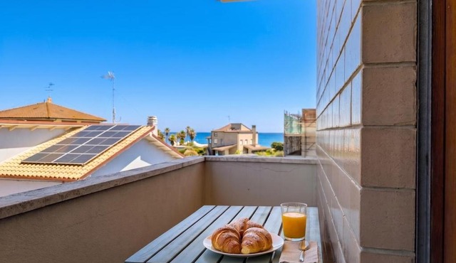 -150m dal mare- balcone, WiFi, parcheggio, 6 posti letto