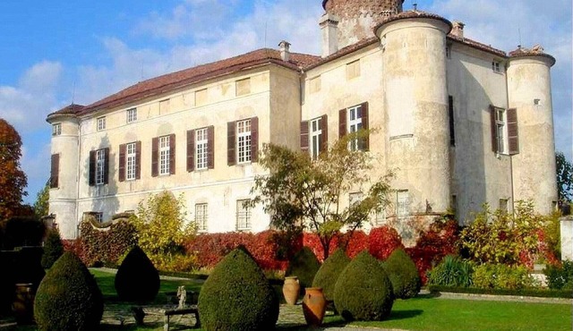 A Romantic Rocca Retreat