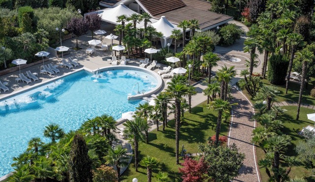 ABANO GRAND HOTEL – Lifestyle Spa & Fine Dining