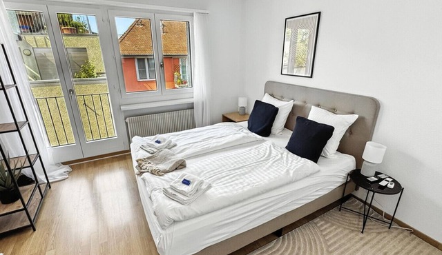 Amazing Central Studio - Crown 32