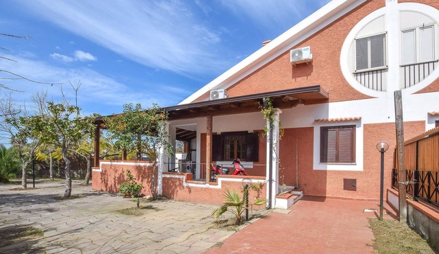 An unforgettable vacation full of sun, sea and relaxation awaits you in this vacation home near the