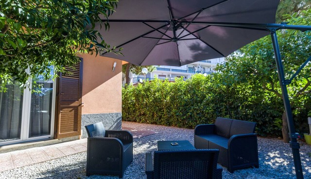 Apartment 'Casa Gioiosa' with Sea View, Wi-Fi and Air Conditioning