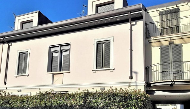 Apartment 'Host Di Elena' with Private Terrace, Garden and Wi-Fi