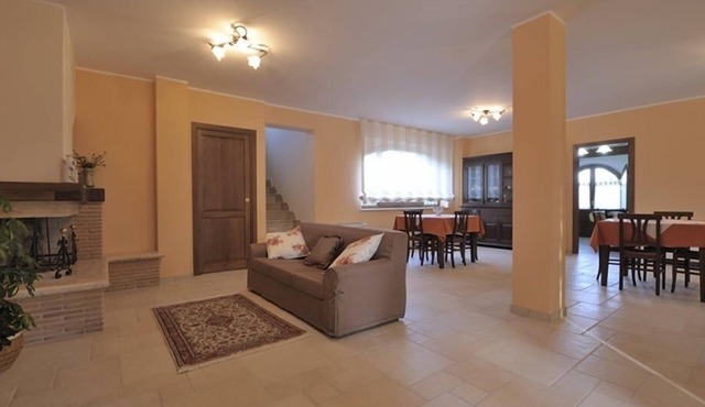B & B Casale Frezzini