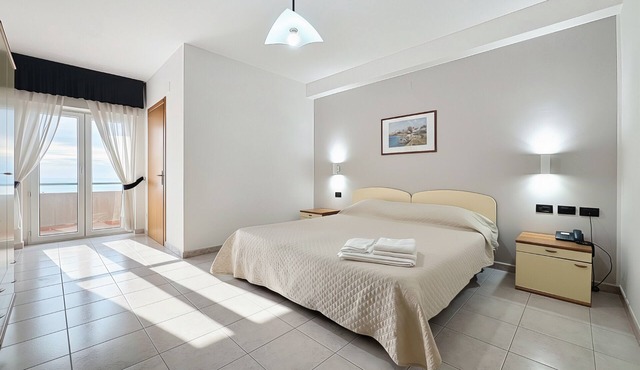 Bright B&B with Sea View Balcony - 102 - Santangelo - Pool