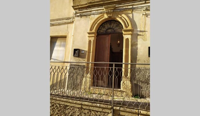 Casa ad Assoro, al centro della Sicilia