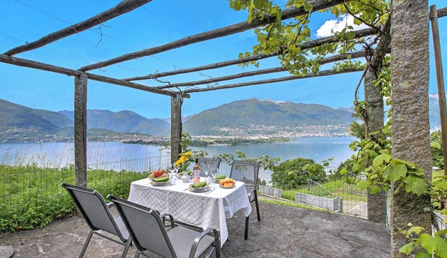 Casa al runchett, Gambarogno, San Nazzaro, Switzerland
