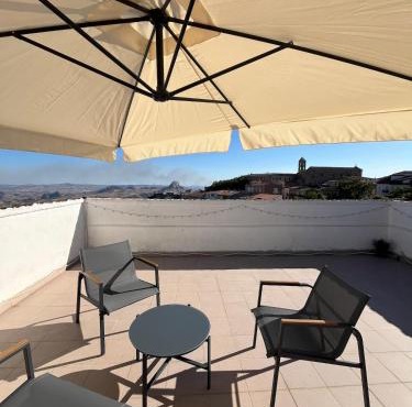 Casa Manzoni- Appartamento con terrazzo in centro