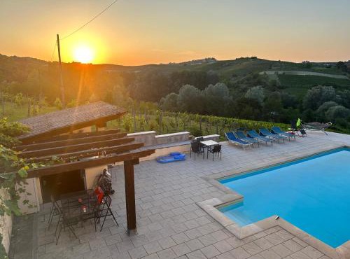 Casa Roberto Pool with Bar 5 bedrooms 2 bathrooms Great For Groups