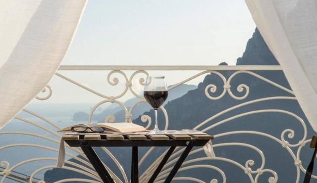 Casa Romelide, villa with breathtaking view of the Amalfi Coast