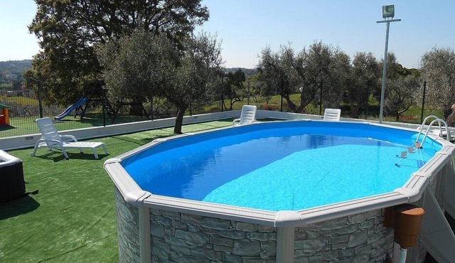 Casa Viola C: A welcoming apartment surrounded by the greenery, with Free WI-FI.