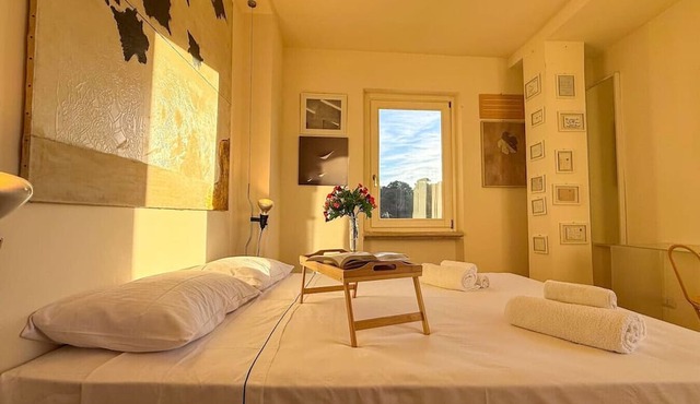 Charming 2-Bedroom Home | Terrace & Great Lake View