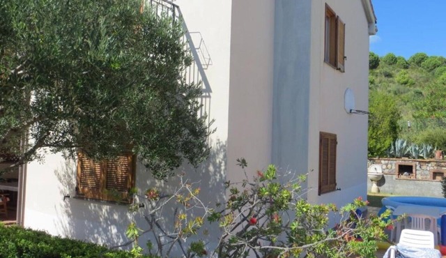 Close to the most convenient and breezy beach in Maratea, with garden and terrace.