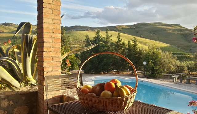 Countryhouse "San Todaro" with Swimming Pool