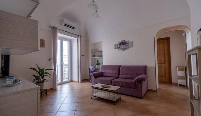 Cozy and charming apartment not far from center