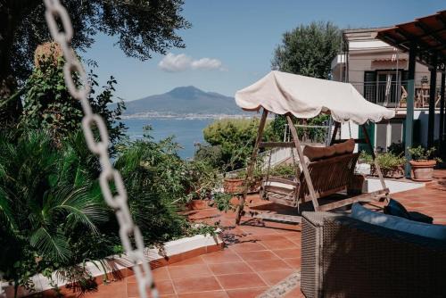 Elegante villa con vista mare a Seiano, Costiera Sorrentina