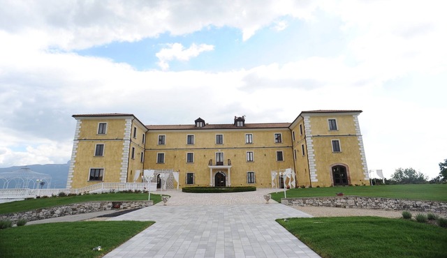 Eliceto Resort