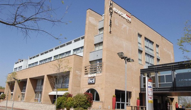 Executive Hotel