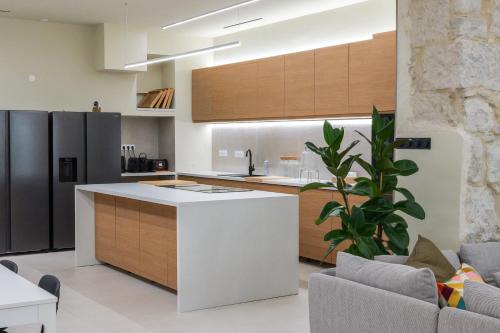Extra Spacious Modern Apartment HUB Nice Center in Nice
