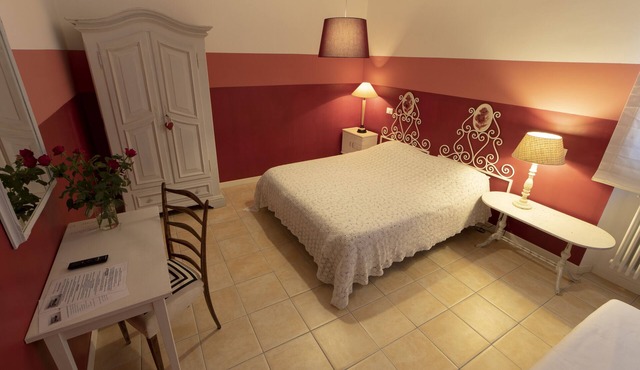 Family room "The Roses" with private bathroom in the room
