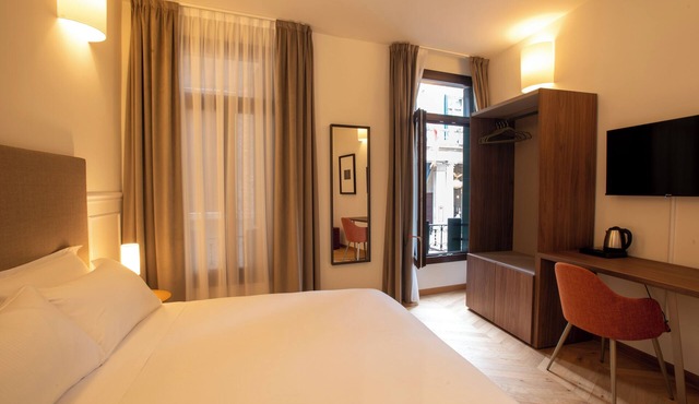 Fenice Studios in Venice