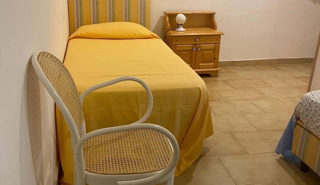 Flat in villa with sea view