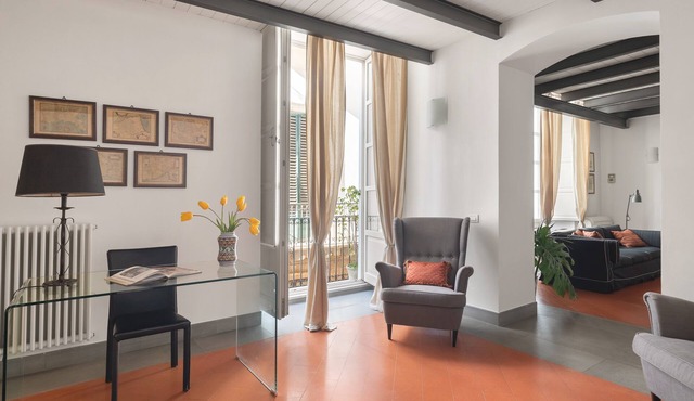 Great Apartment Palazzo Sambuca