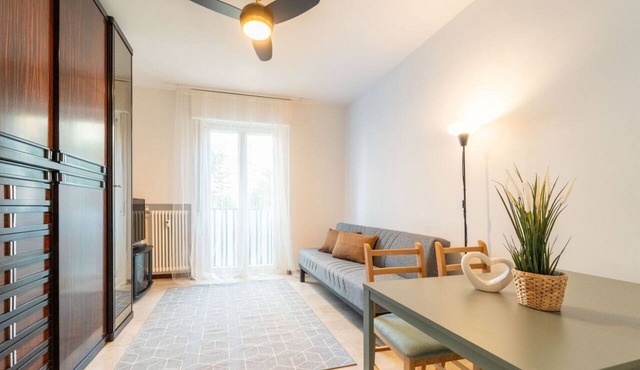 GuestHost - Comfy Flat X4 Near the Center