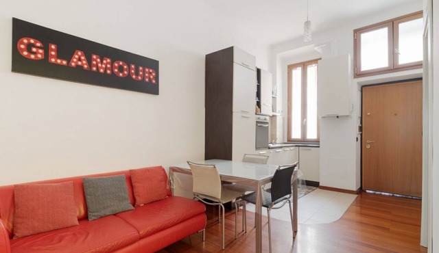 GuestHost - Cozy apartment of approximately 50 square meters, accommodating up to 3 people, located on the first floor of a building with an elevator (NOT accessible to disabled guests).The property is located in a residential neighborhood with plenty of