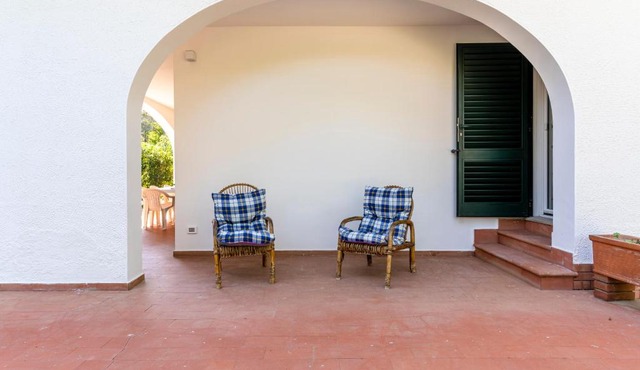 GuestHost - Quercianella Lovely Villa near the Sea With Parking!