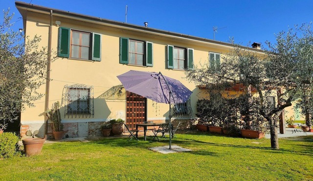 Holiday Home in Camaiore near Sandy Beaches