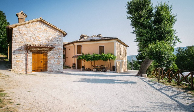 Holiday home with swimming pool for large families