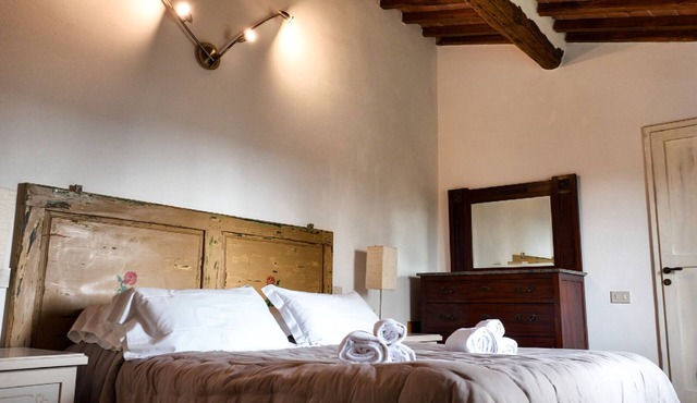 Holiday House in Montecastelli Pisano with Private Parking