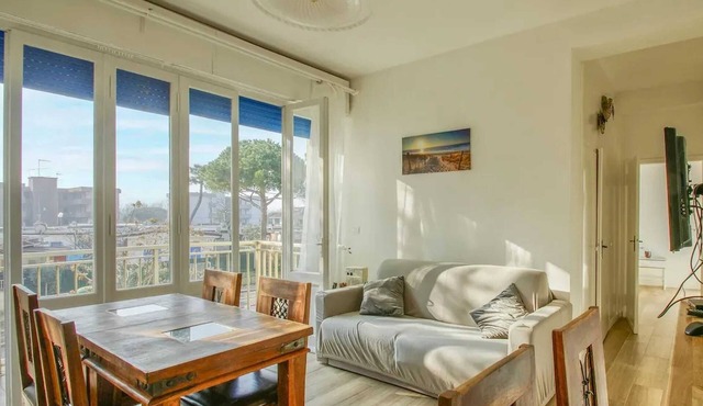 Homerez - Apt in Lido di Pomposa, balcony.