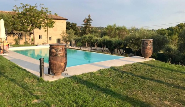 Homerez - Beautiful appartement for 4 ppl. with shared pool at Perugia