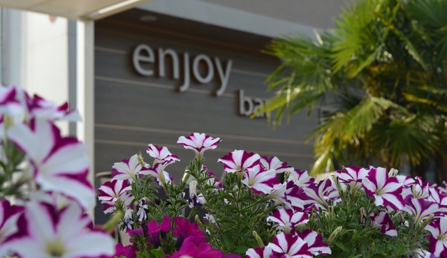 Hotel Enjoy