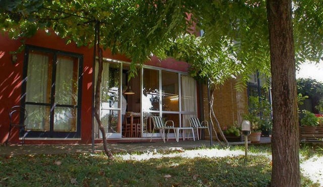 “Il Geranio” charming apartment with swimming pool and park for ultimate relax