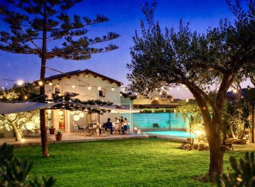 Incantevole villa con piscina e giardino a poca distanza dalle spiagge piu belle