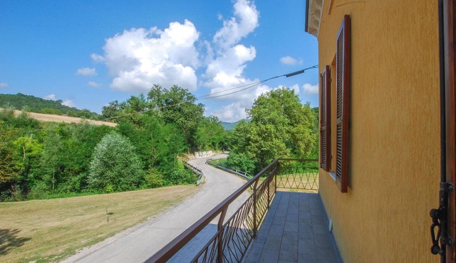 Look forward to an idyllically situated vacation home with a magnificent view.