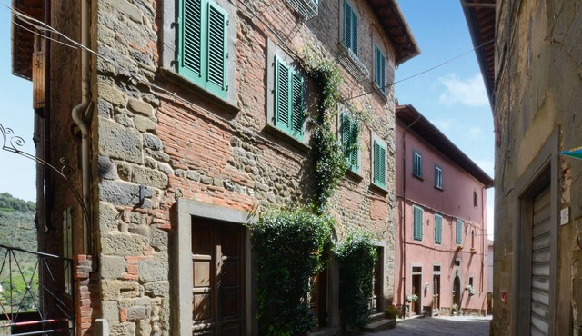 Lovely apartment in Massa e Cozzile with WiFi