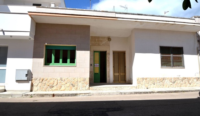 Luce holiday home with air conditioning for 5 guests