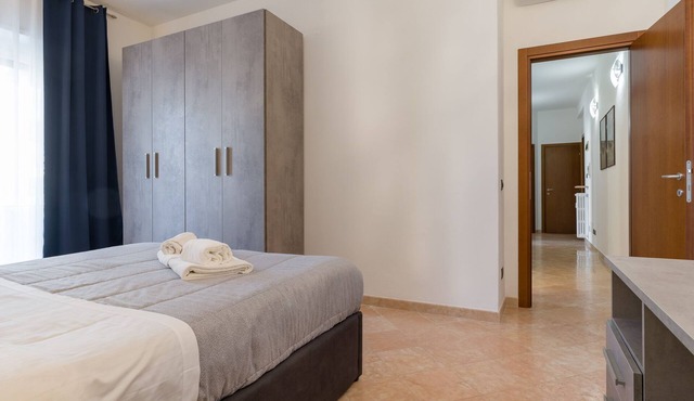 MARCO SUITE